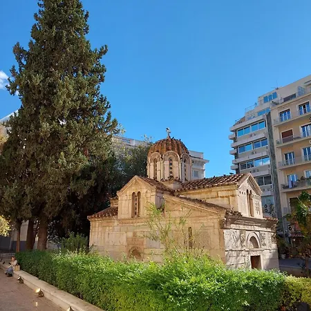 Elegant Under The Acropolis Афины